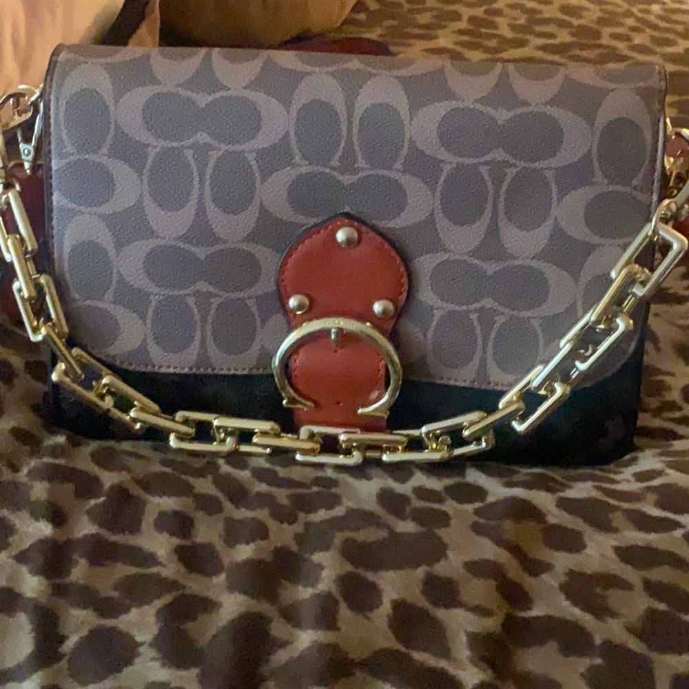 Coach Women's Klare Crossbody in Signature Canvas with Rivets - Gold/Khaki Multi